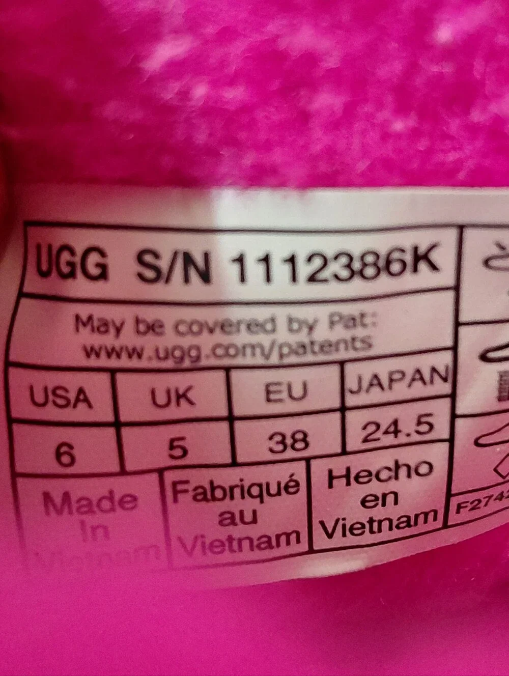 UGG Sz. 6 Taffy Pink Classic Clear Mini Waterproof Boot